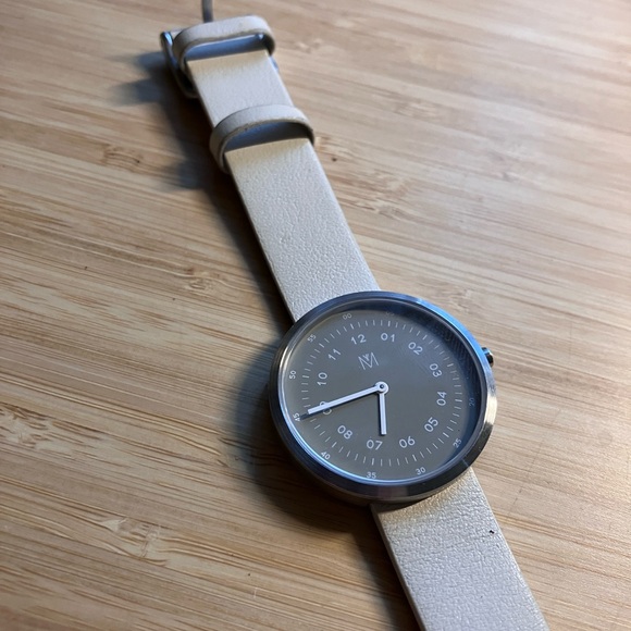 Maven wrist watch - like new - Picture 1 of 6